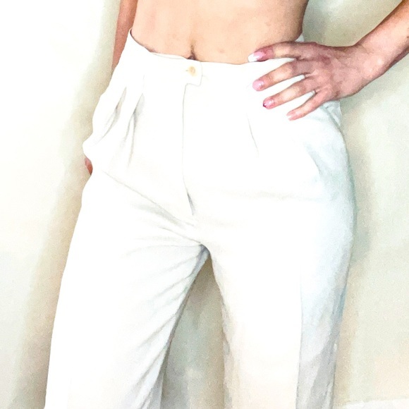 ⭐️ 80s tan slacks - Picture 2 of 3